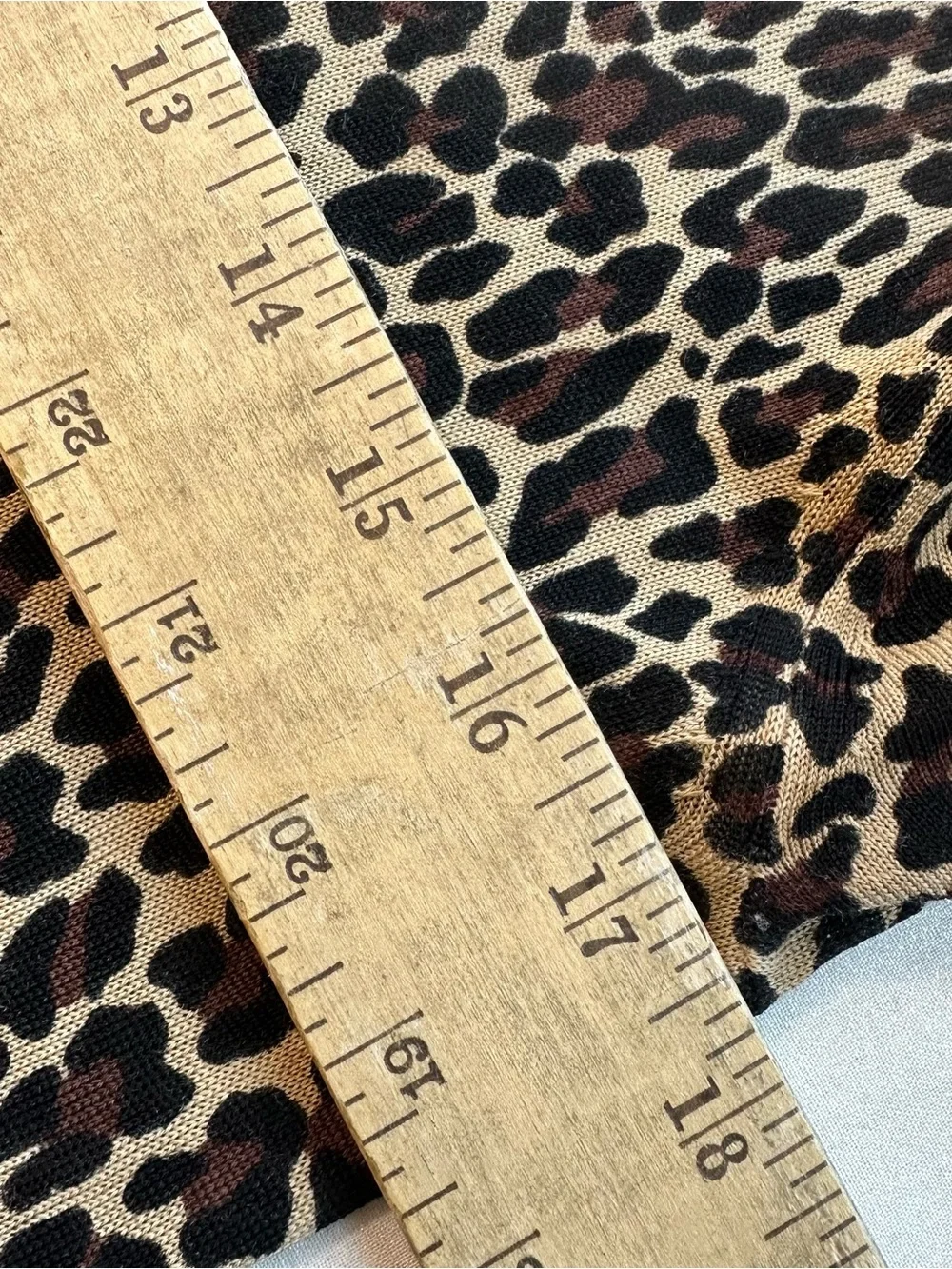 J.Crew Tippi Sweater in Leopard Womens M 100% Merino Wool Style #J6354 Preppy
